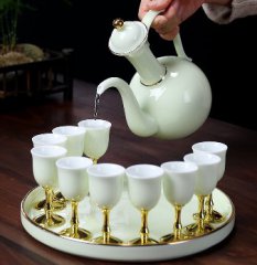 <b>羊脂玉描金酒具 陶瓷酒具宅男网站免费</b>